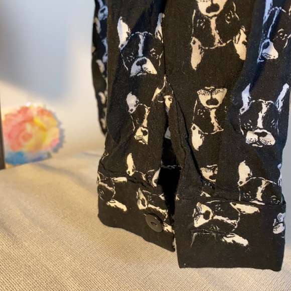 Bull dog print button-up tie off top - Picture 6 of 15